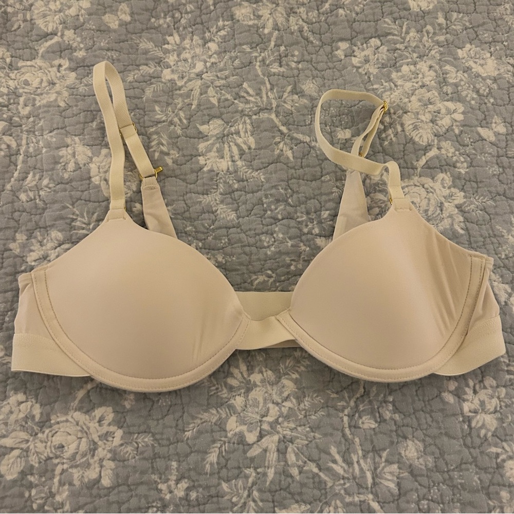 Pepper Ultimate Contour T-Shirt Bra In Color Ecru Size 34A